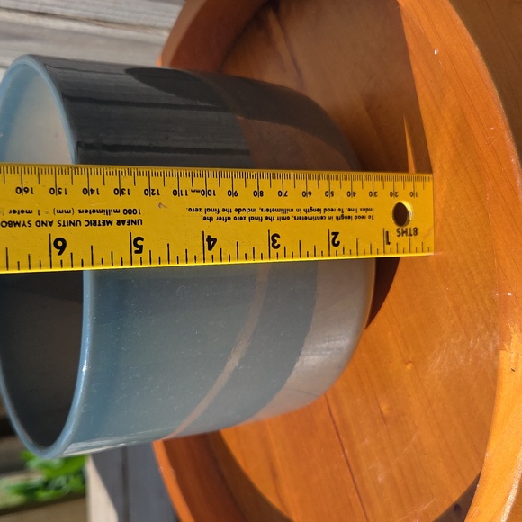 Handmade Glazed Ceramic Pottery 6" Planter - Picture 8 of 8